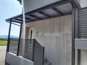 Nadstrešek za vhodna vrata in stopnice Nadstrešek za vhodna vrata in stopnice