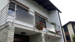 Steklena ograja 1 Inox ograje z steklenimi paneli